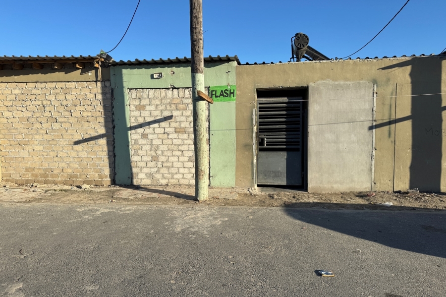 7 Bedroom Property for Sale in Wimbledon Estate Western Cape